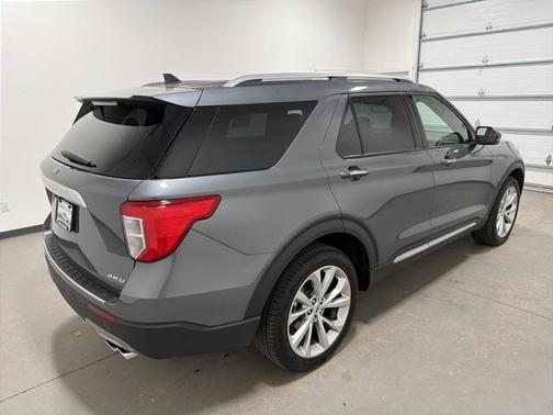 2023 Ford Explorer Platinum