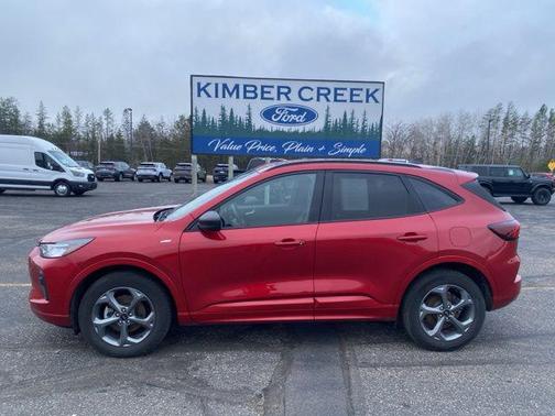 Rapid Red Metallic Tinted Clearcoat 2023 Ford Escape ST-Line