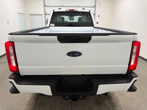 Oxford White 2026 Ford F-350 XL