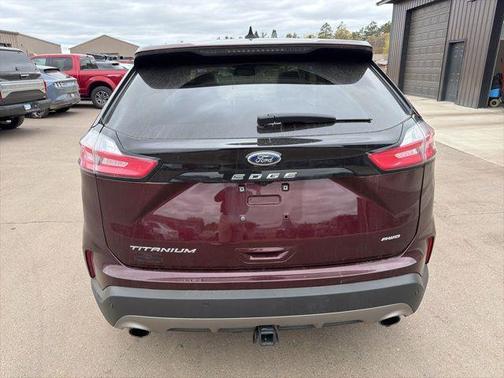 Burgundy Velvet Metallic Tinted Clearcoat 2022 Ford Edge Titanium