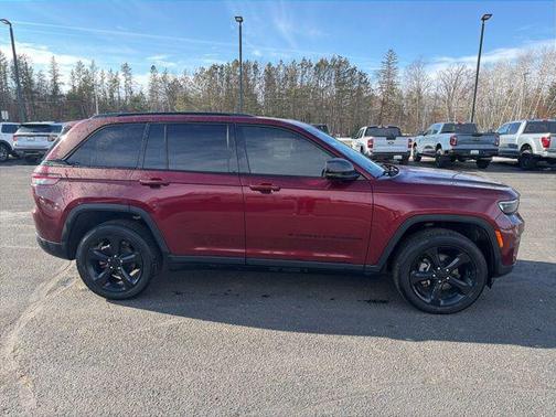 2023 Jeep Grand Cherokee Altitude