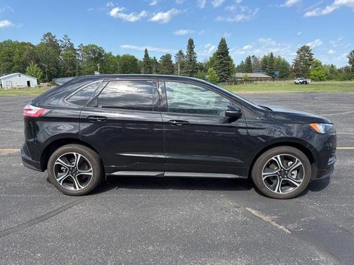 2024 Ford Edge ST