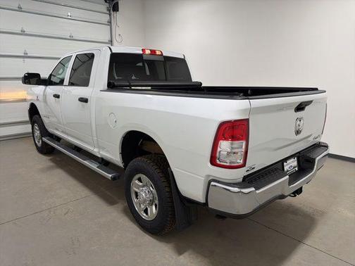 Bright White Clearcoat 2021 RAM 2500 Tradesman Crew Cab 4x4 6'4' Box