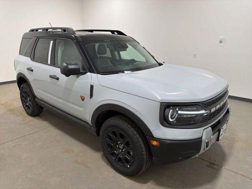 Space White Metallic 2026 Ford Bronco Sport Badlands