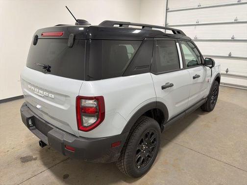 Space White Metallic 2026 Ford Bronco Sport Badlands