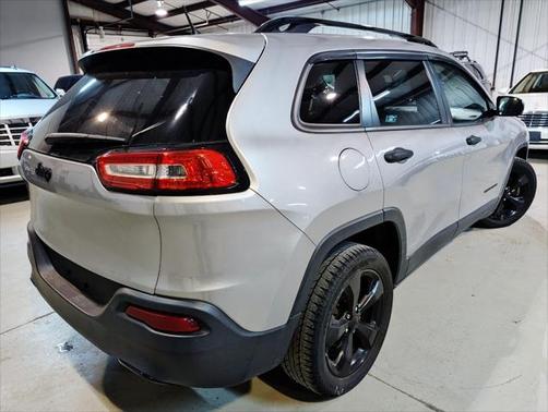 2016 Jeep Cherokee Altitude