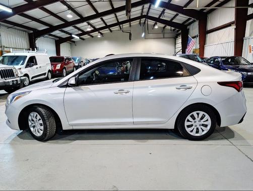 Silver 2020 Hyundai Accent SE