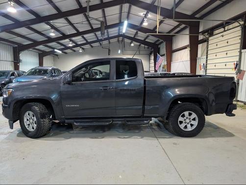 Gray 2016 Chevrolet Colorado WT