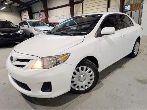 White 2012 Toyota Corolla LE