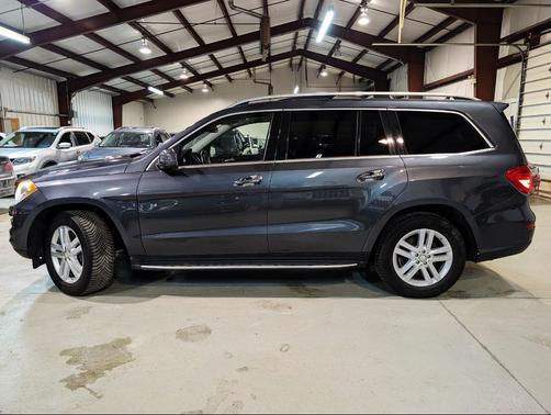 Gray 2013 Mercedes-Benz GL-Class 4MATIC GL 450