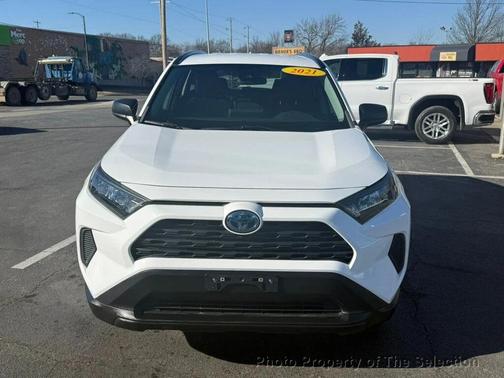 2021 Toyota RAV4 Hybrid SE