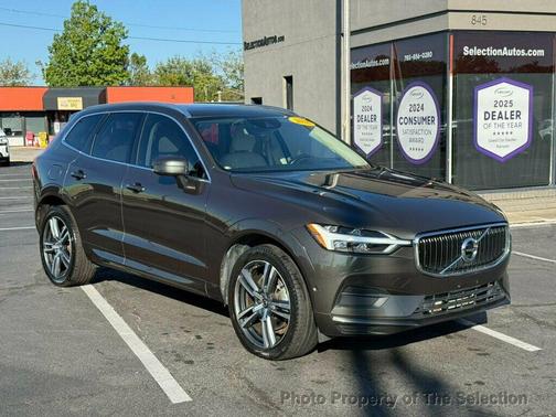 2018 Volvo XC60 T6 Momentum