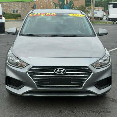 Forge Gray 2021 Hyundai Accent SE