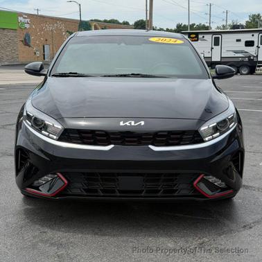 Aurora Black 2024 Kia Forte GT-Line