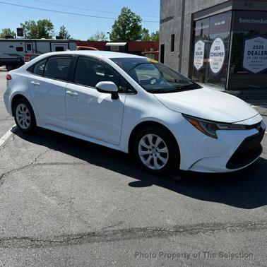 Super White 2020 Toyota Corolla LE