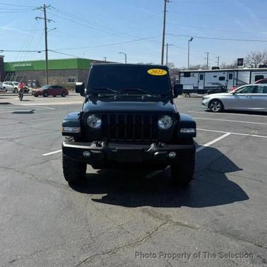 Black Clearcoat 2022 Jeep Gladiator Altitude