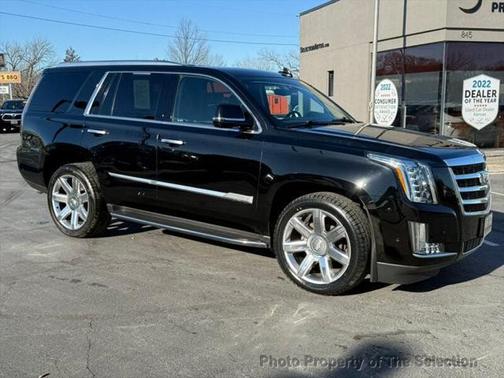 2018 Cadillac Escalade Luxury