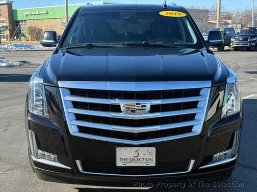 2018 Cadillac Escalade Luxury