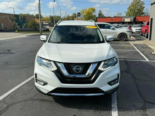 2017 Nissan Rogue SV