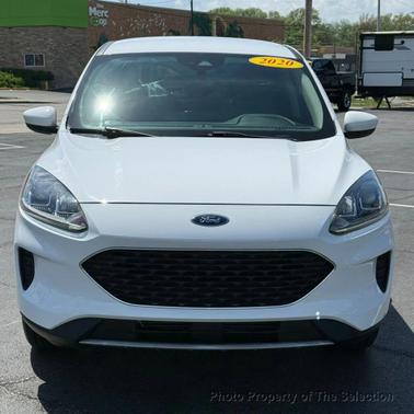 Oxford White 2020 Ford Escape SE