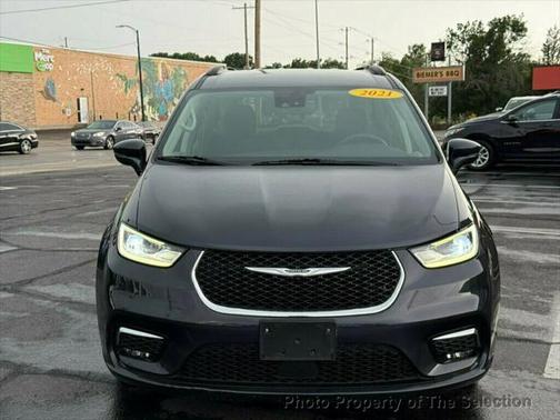 2021 Chrysler Pacifica Touring