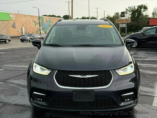 2021 Chrysler Pacifica Touring