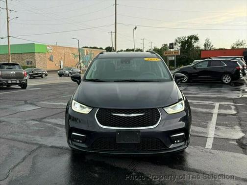 2021 Chrysler Pacifica Touring