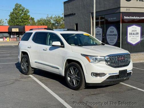 2017 GMC Acadia Denali