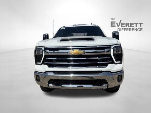 Summit White 2026 Chevrolet Silverado 2500 LTZ