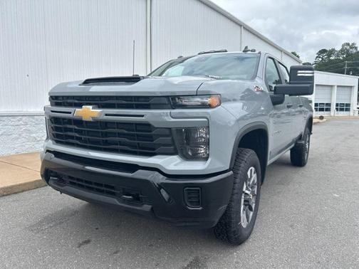 2025 Chevrolet Silverado 2500 Custom