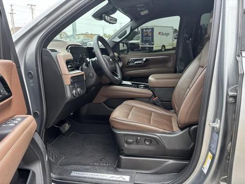 2025 Chevrolet Suburban 4WD High Country