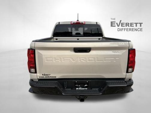White Sands 2026 Chevrolet Colorado Trail Boss
