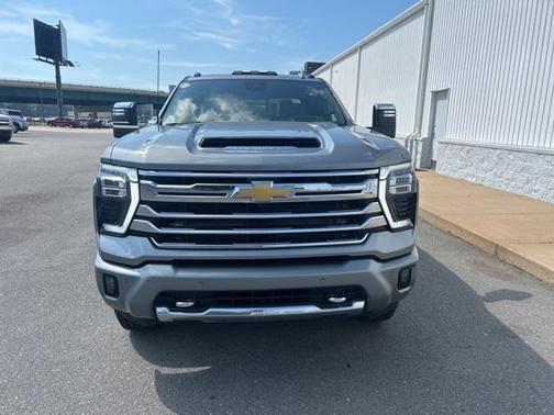 2025 Chevrolet Silverado 2500 High Country