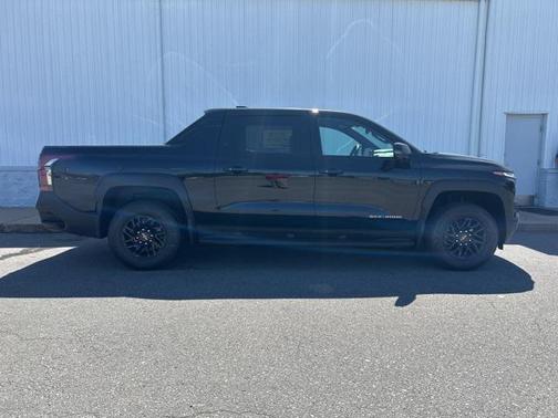 2025 Chevrolet Silverado EV LT