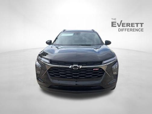 Mosaic Black Metallic 2026 Chevrolet Trax FWD 2RS