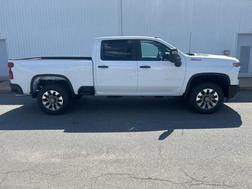 2025 Chevrolet Silverado 2500 Custom