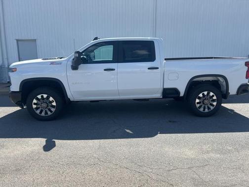 2025 Chevrolet Silverado 2500 Custom