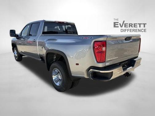 Sterling Gray Metallic 2026 Chevrolet Silverado 3500 LT