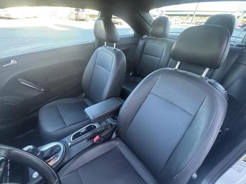 2018 Volkswagen Beetle 2.0T S