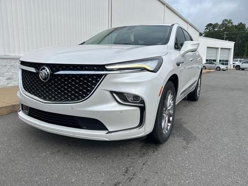 2022 Buick Enclave FWD Avenir