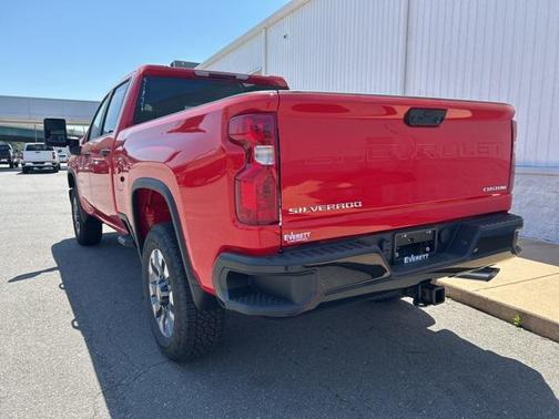 2025 Chevrolet Silverado 2500 Custom