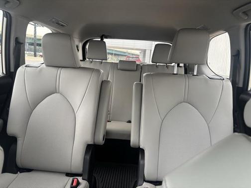 2024 Toyota Grand Highlander Hybrid XLE