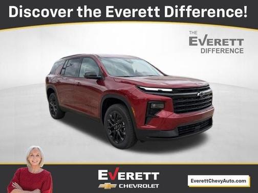 Radiant Red Tintcoat 2026 Chevrolet Traverse LT