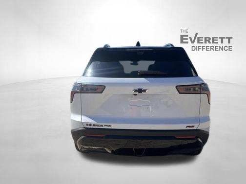 Polar White Tricoat 2026 Chevrolet Equinox AWD RS