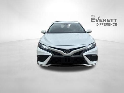 Wind Chill Pearl 2023 Toyota Camry XSE