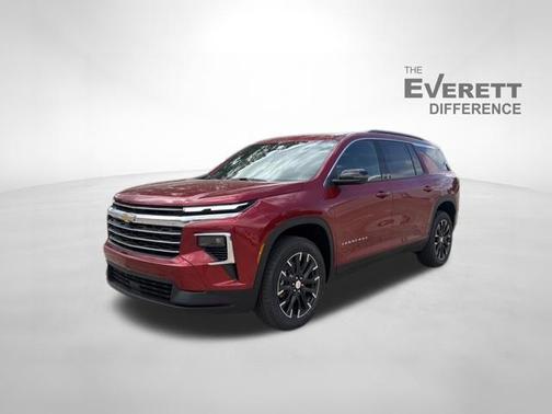 Radiant Red Tintcoat 2026 Chevrolet Traverse LT