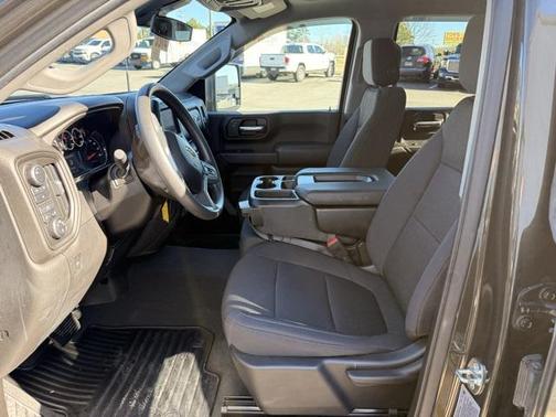 2023 Chevrolet Silverado 2500 Custom