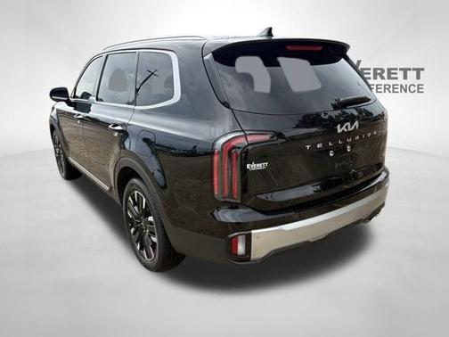 Ebony Black 2023 Kia Telluride SX