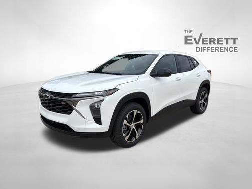 Summit White 2026 Chevrolet Trax FWD 1RS