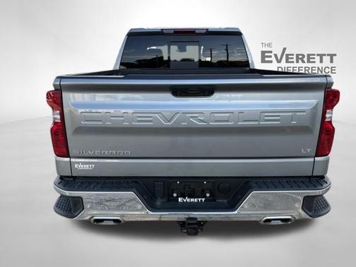 Sterling Gray Metallic 2024 Chevrolet Silverado 1500 LT